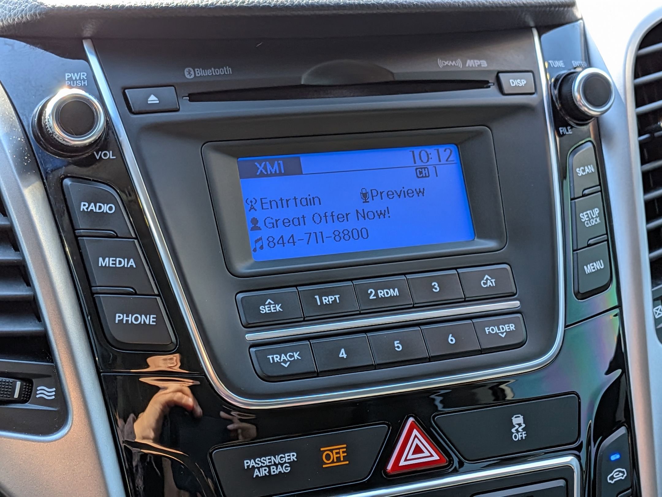 Used 2015 Hyundai Elantra GT w/ Option Group 02 FWD image 17
