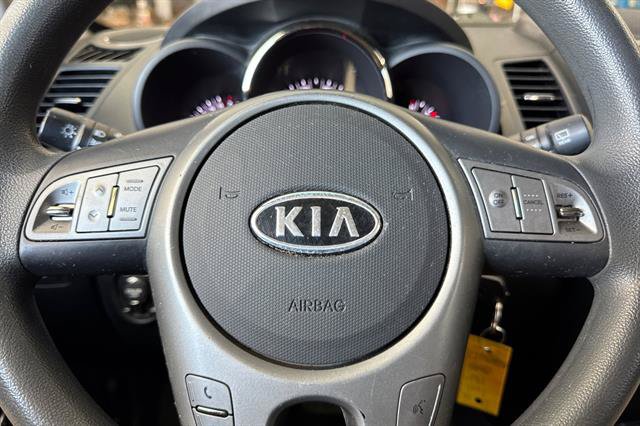 Used 2011 Kia Soul + w/ Audio Pkg FWD image 22