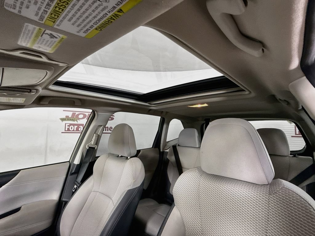 Used 2021 Subaru Forester Premium AWD/4WD image 10