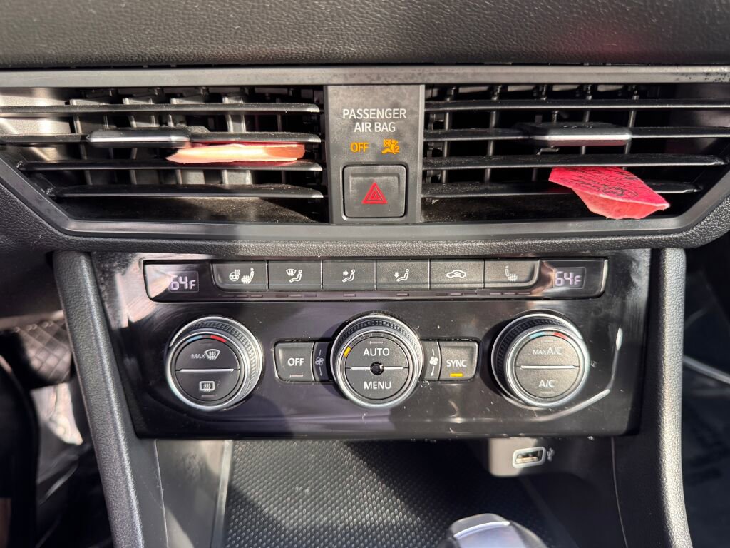 Used 2019 Volkswagen Jetta SE image 15