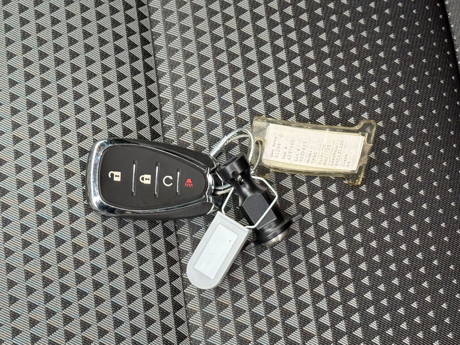 Used 2025 Chevrolet Trax LT image 22