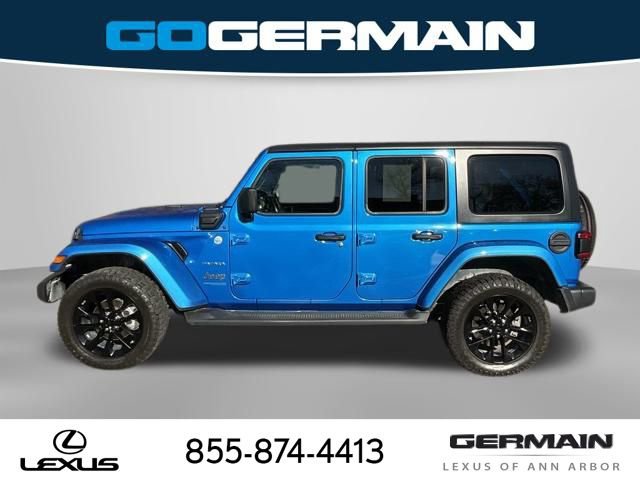 Used 2021 Jeep Wrangler Unlimited Sahara w/ Dual Top Group image 3