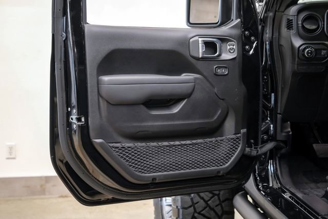 Used 2025 Jeep Gladiator Sport AWD/4WD image 89