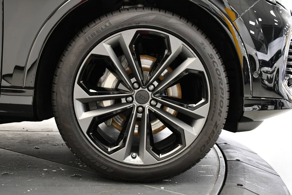 New 2026 Audi Q7 3.0T Premium Plus image 16