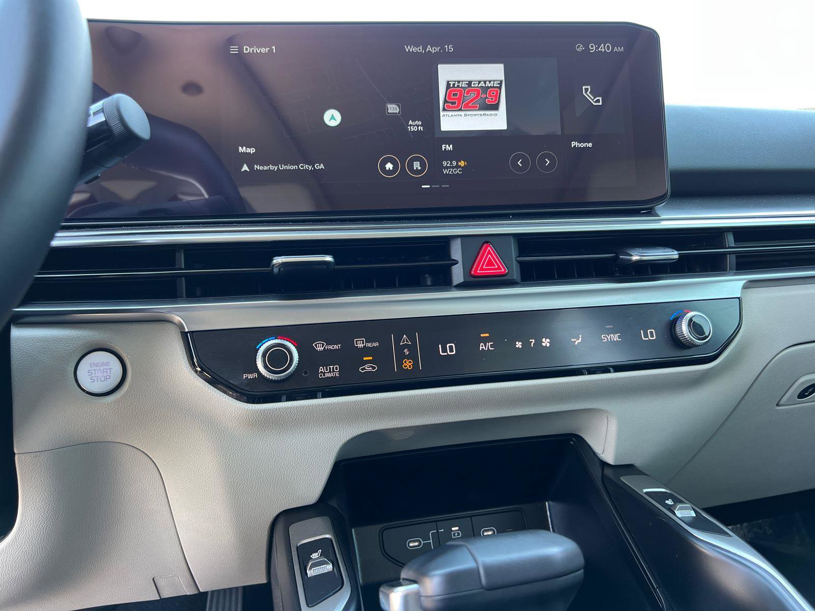 Used 2025 Kia Sorento S w/ Panoramic Sunroof Package image 28