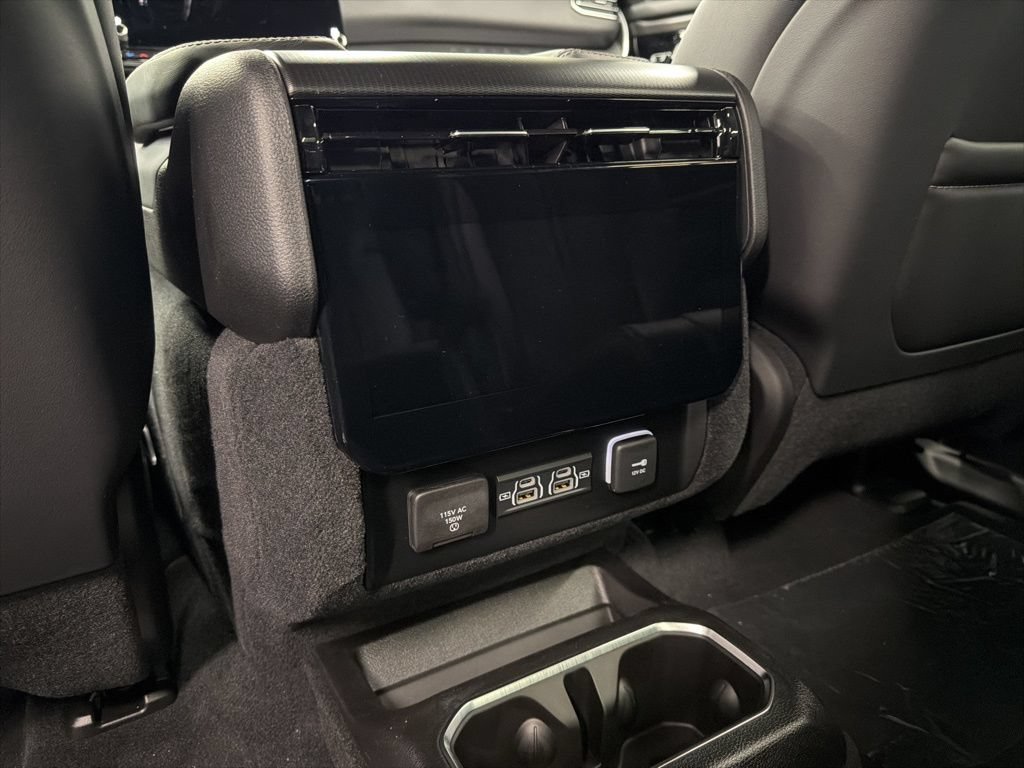 New 2026 Jeep Grand Wagoneer Summit AWD/4WD image 16