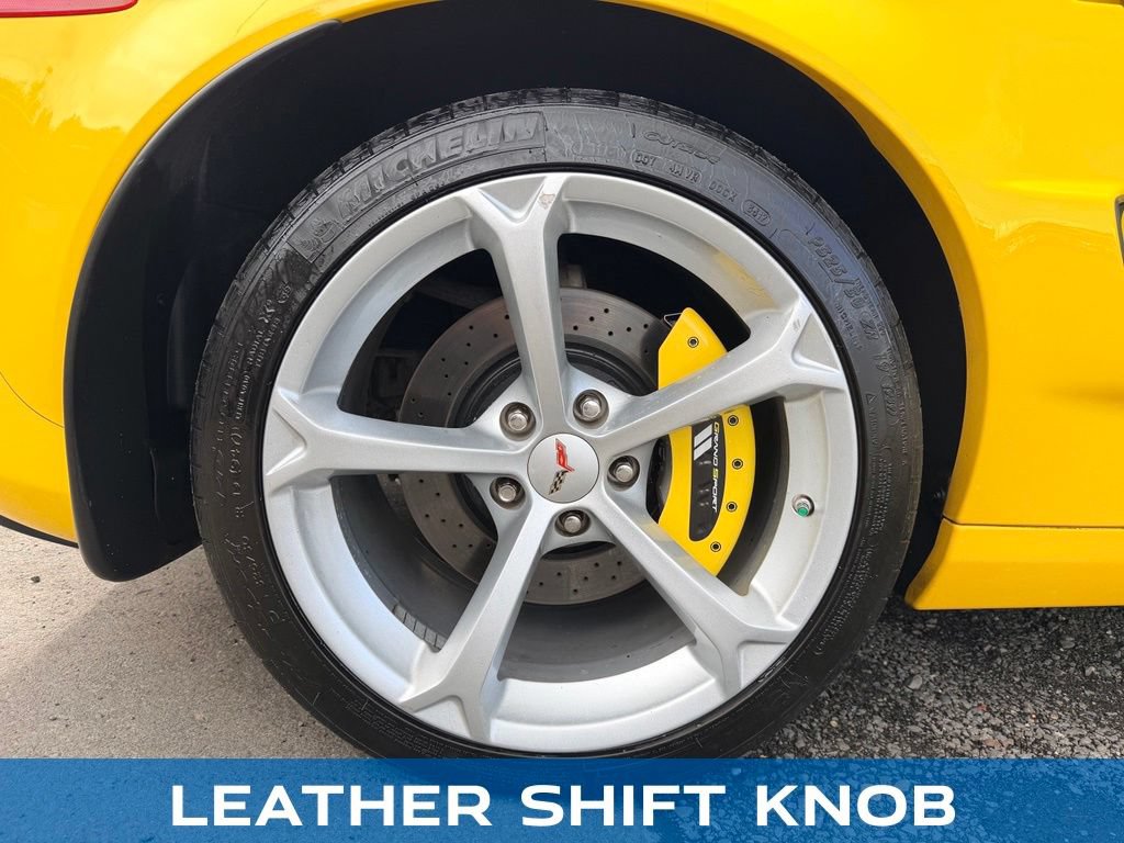 Used 2011 Chevrolet Corvette Grand Sport RWD image 16