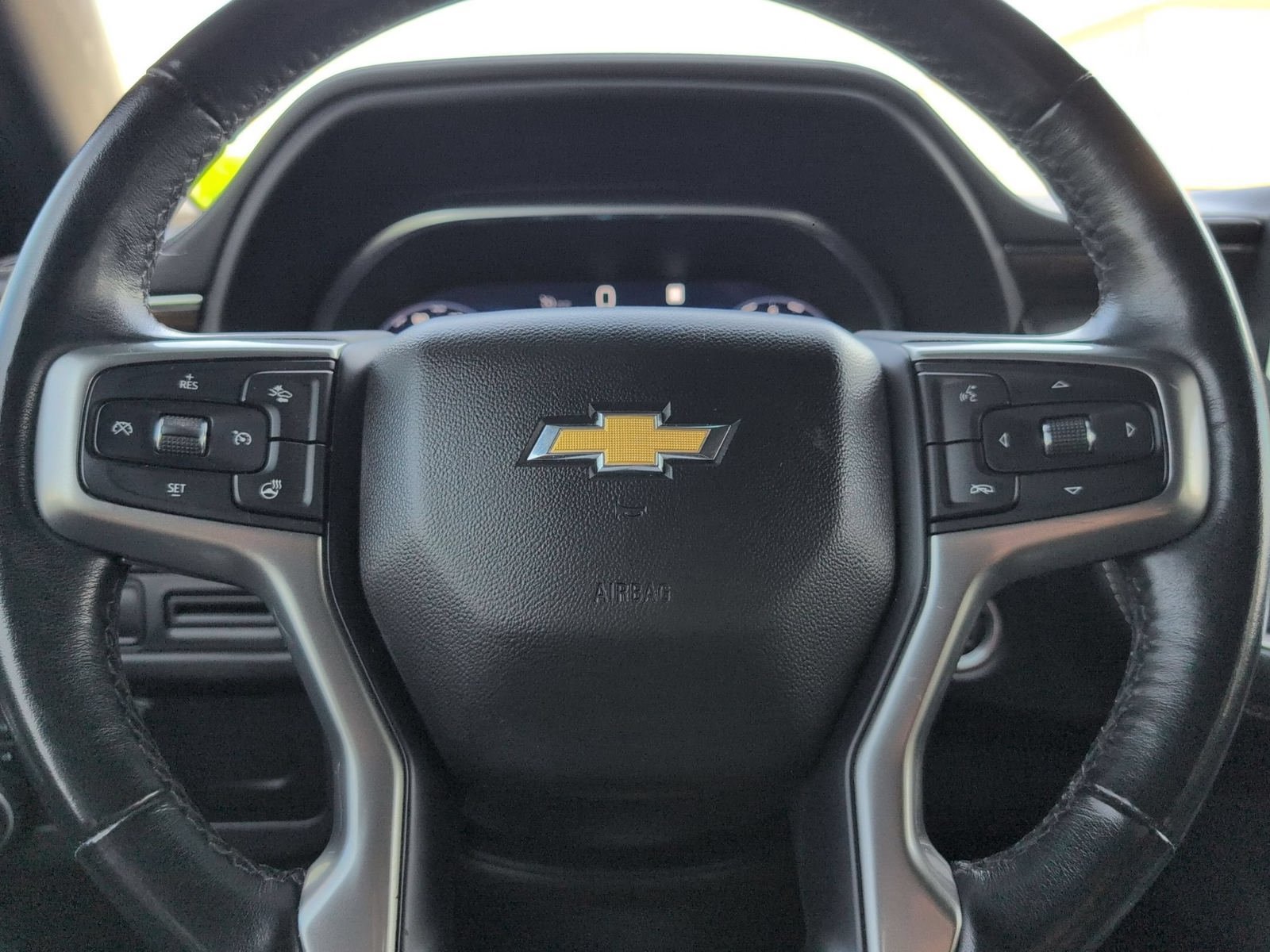 Used 2023 Chevrolet Suburban Premier AWD/4WD image 12