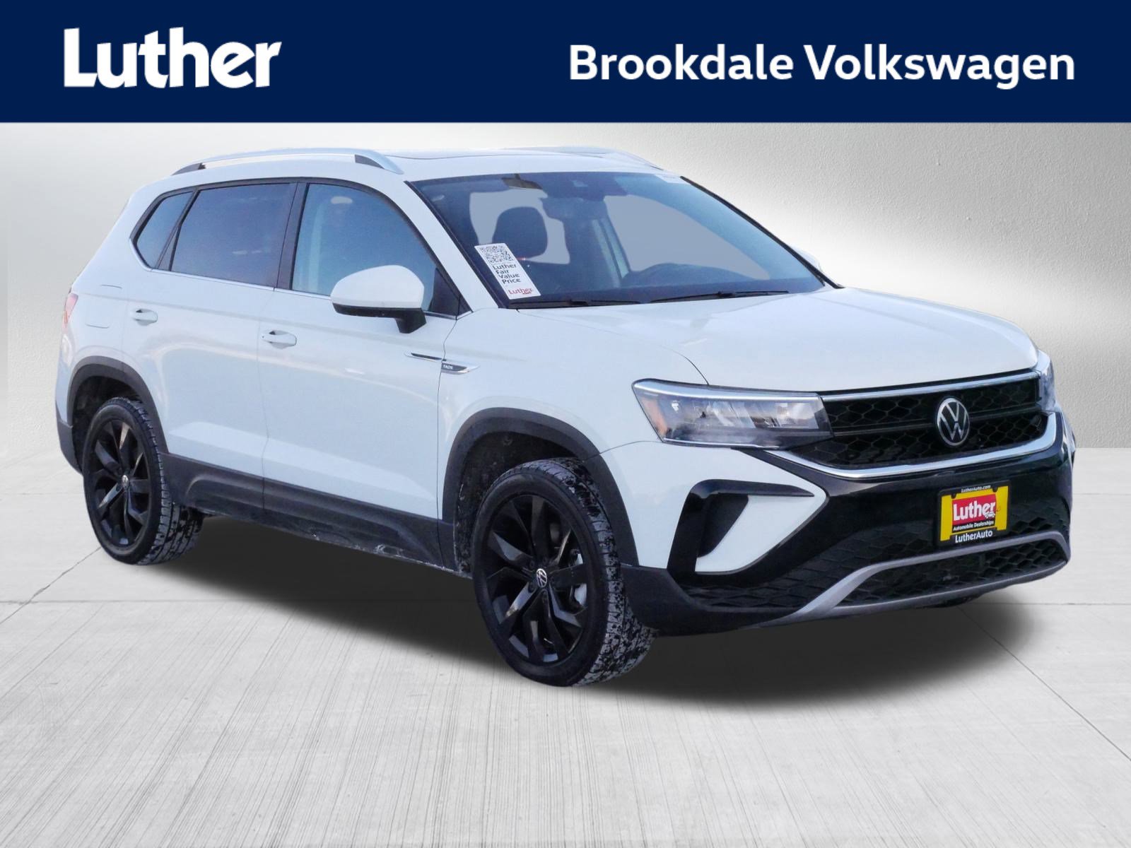 Certified 2023 Volkswagen Taos SE w/ Panoramic Sunroof Package image 1