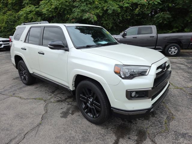 Used 2019 Toyota 4Runner Limited AWD/4WD image 3