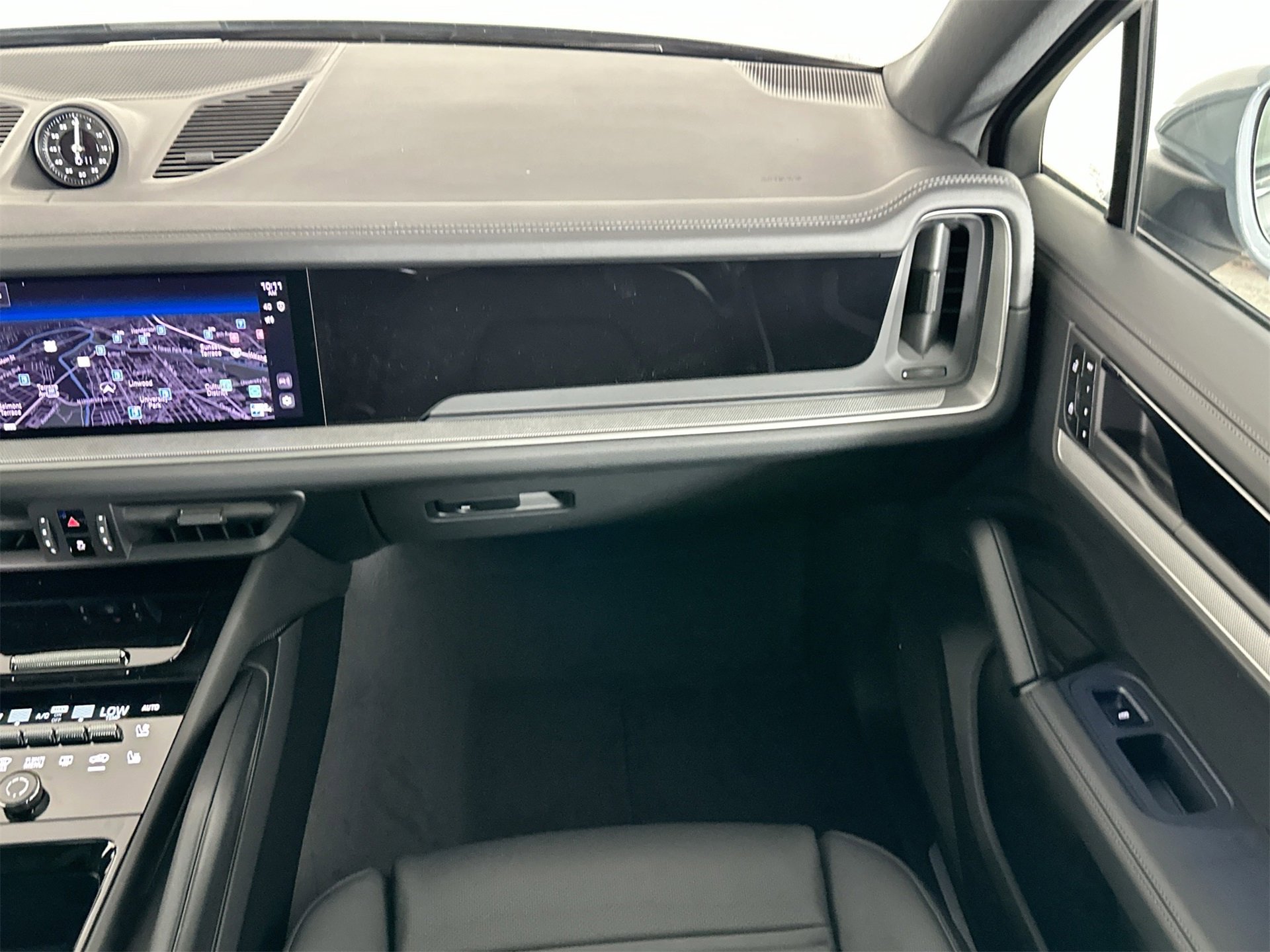 New 2026 Porsche Cayenne S image 31