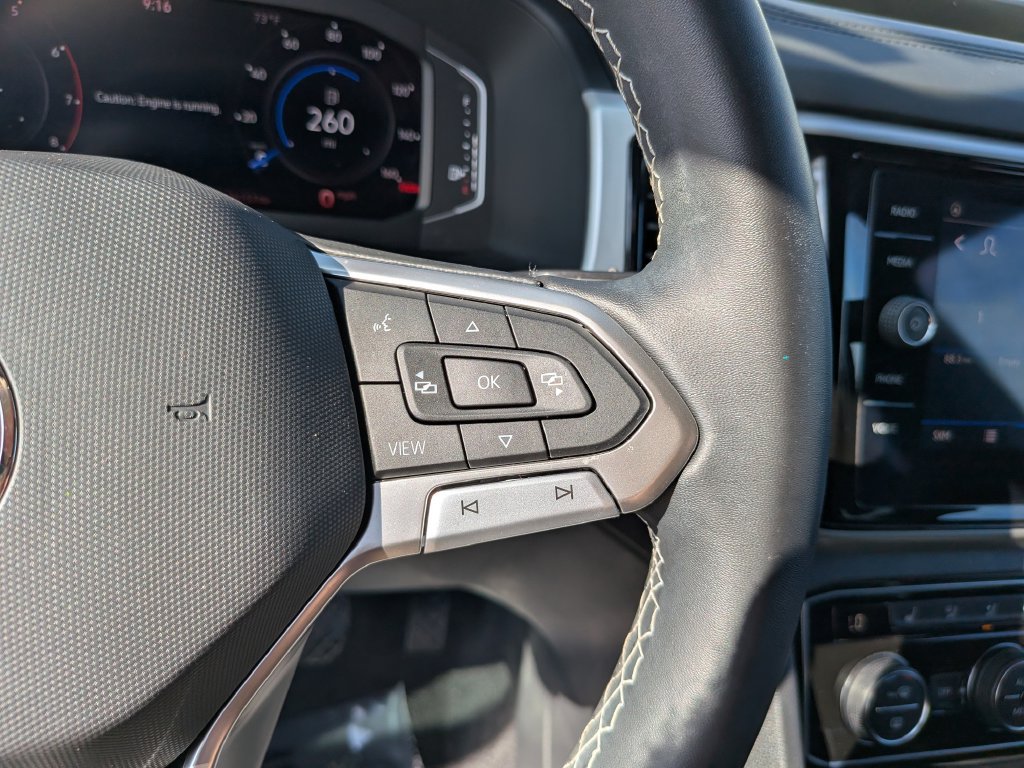 Certified 2023 Volkswagen Atlas Cross Sport SE FWD image 31