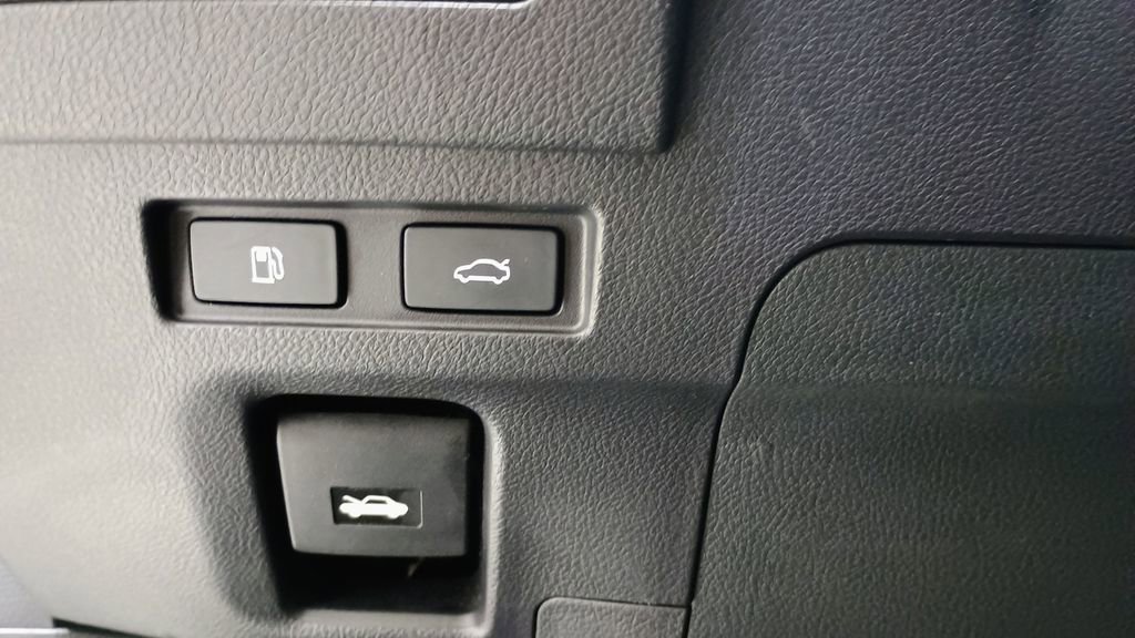 Used 2023 Lexus ES 250 w/ Premium Package AWD/4WD image 12