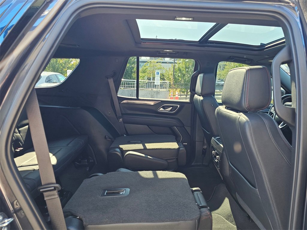 Used 2022 Chevrolet Tahoe RST w/ Luxury Package image 13