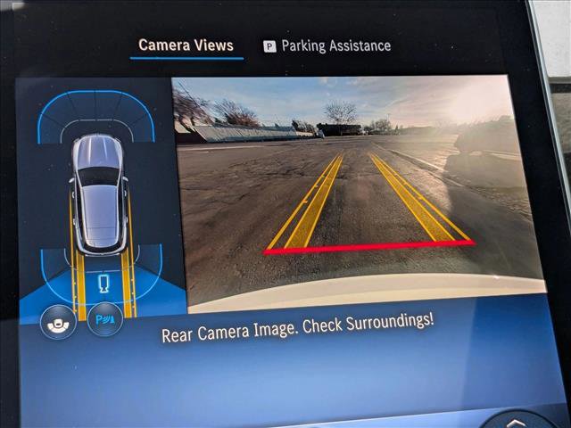 Used 2025 Mercedes-Benz GLC 300 4MATIC image 16