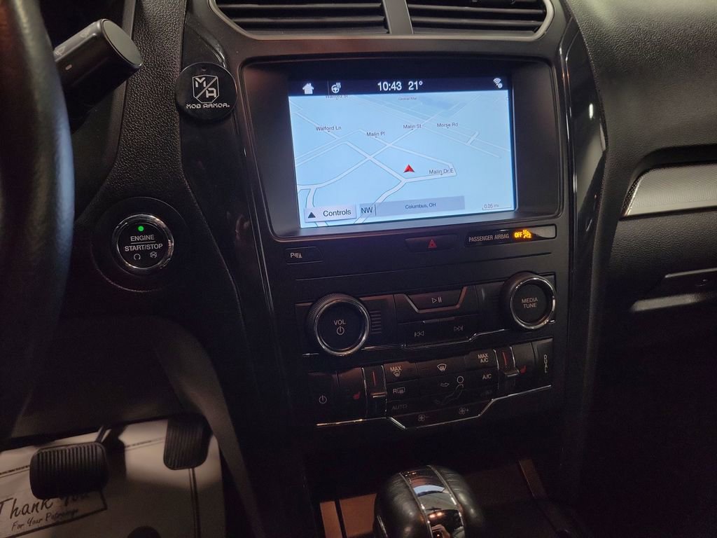 Used 2019 Ford Explorer XLT w/ Equipment Group 202A image 15