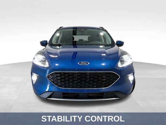 Used 2022 Ford Escape Titanium w/ Class II Trailer Tow Package AWD/4WD image 3