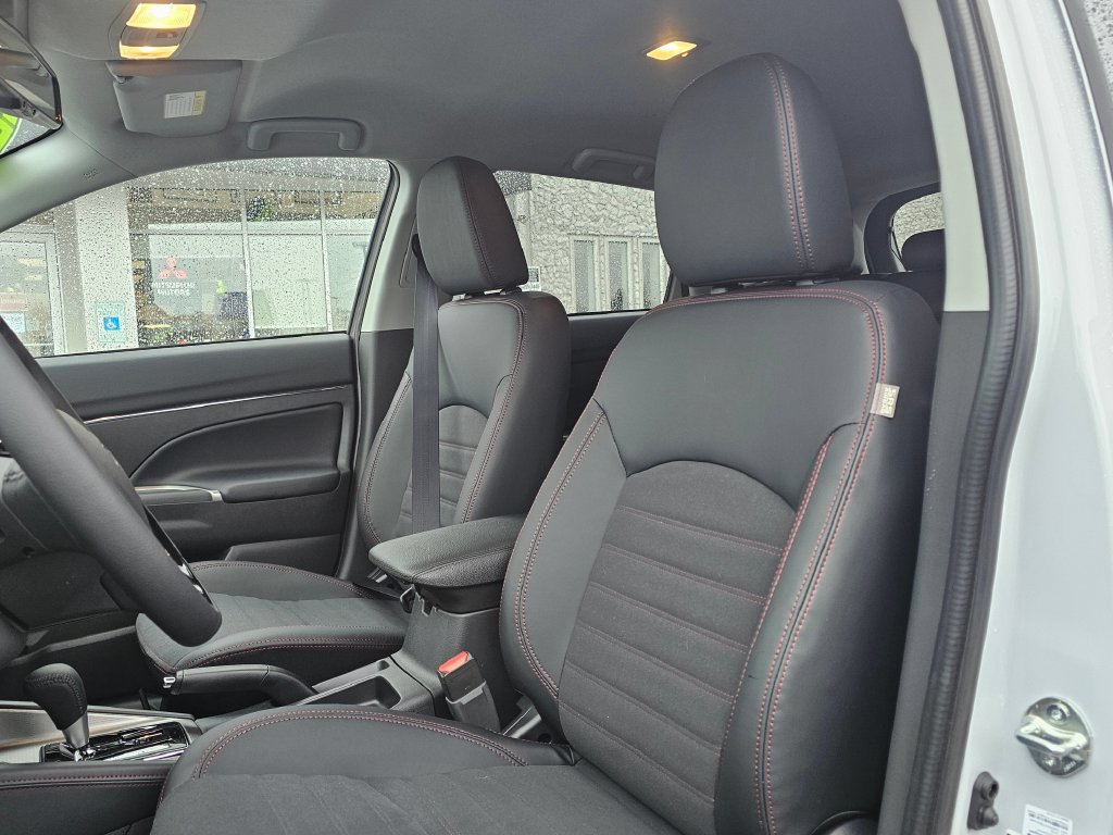 New 2026 Mitsubishi Outlander Sport SE AWD/4WD image 18