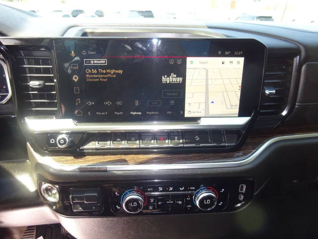 Certified 2023 GMC Sierra 1500 Elevation w/ LPO, Elevation Black Package AWD/4WD image 26