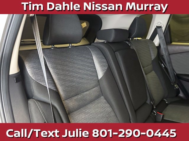 Used 2023 Nissan Rogue SV AWD/4WD image 19