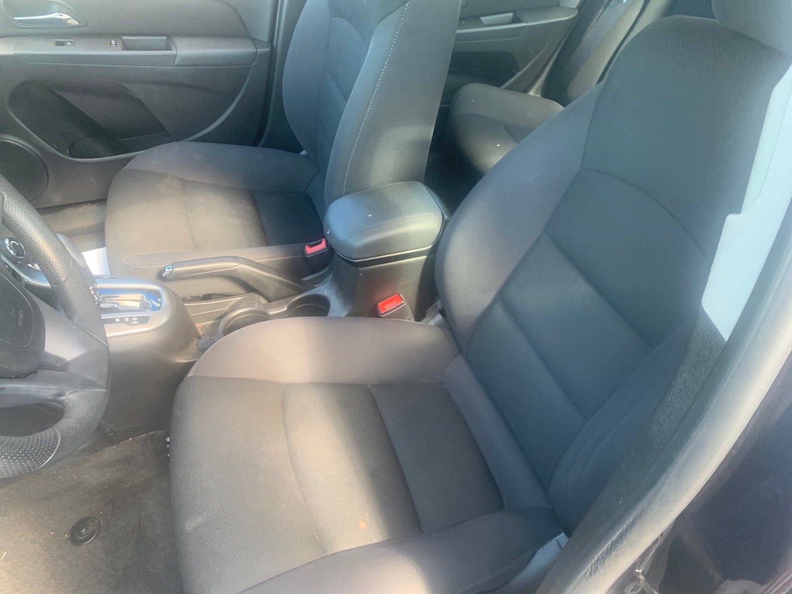 Used 2015 Chevrolet Cruze LT FWD image 4
