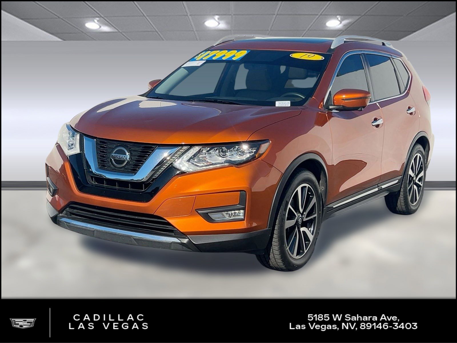 Used 2019 Nissan Rogue SL w/ Premium Package image 1