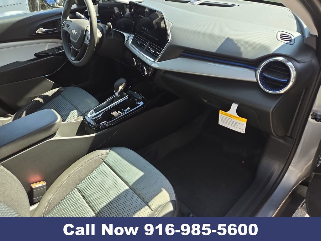 New 2026 Chevrolet Trax LT image 32