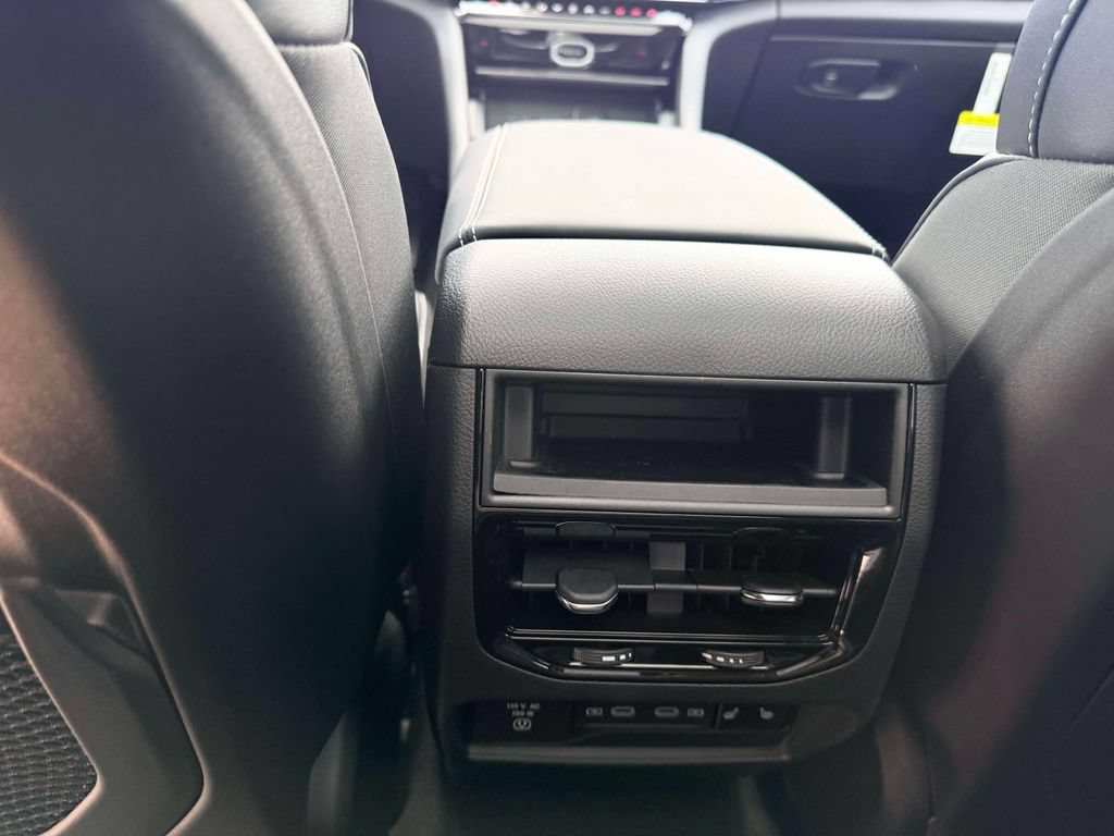 New 2026 Jeep Grand Cherokee Limited AWD/4WD image 13