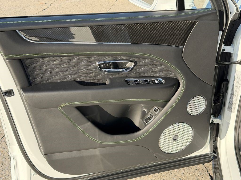 New 2026 Bentley Bentayga Speed AWD/4WD image 17