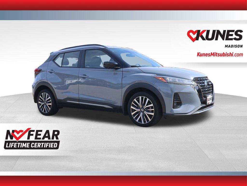 Used 2021 Nissan Kicks SR