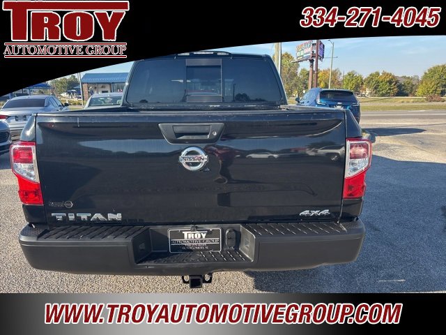 Used 2017 Nissan Titan S image 13