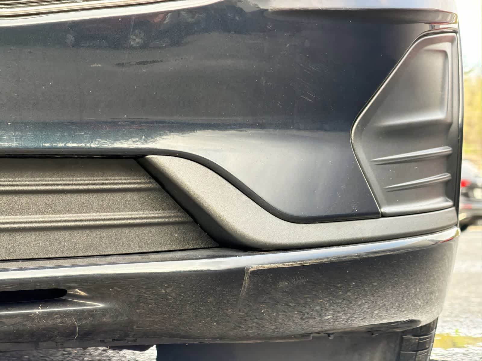 Used 2020 Ford Fusion SE FWD image 11