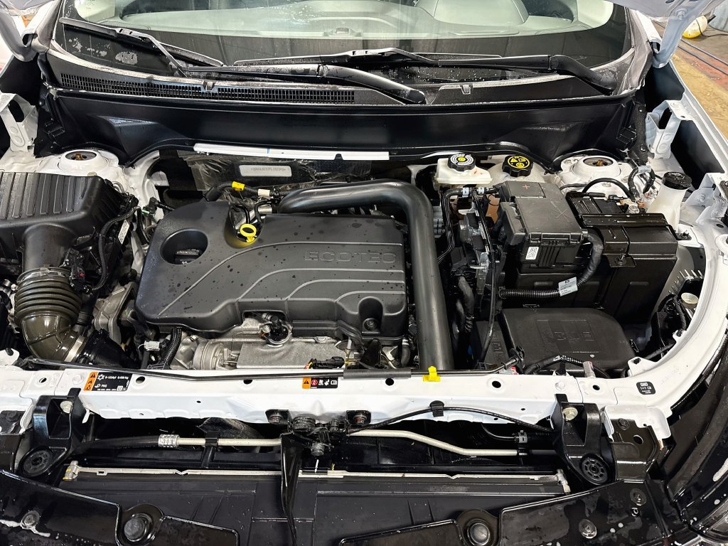 Used 2023 Chevrolet Equinox Premier AWD/4WD image 29