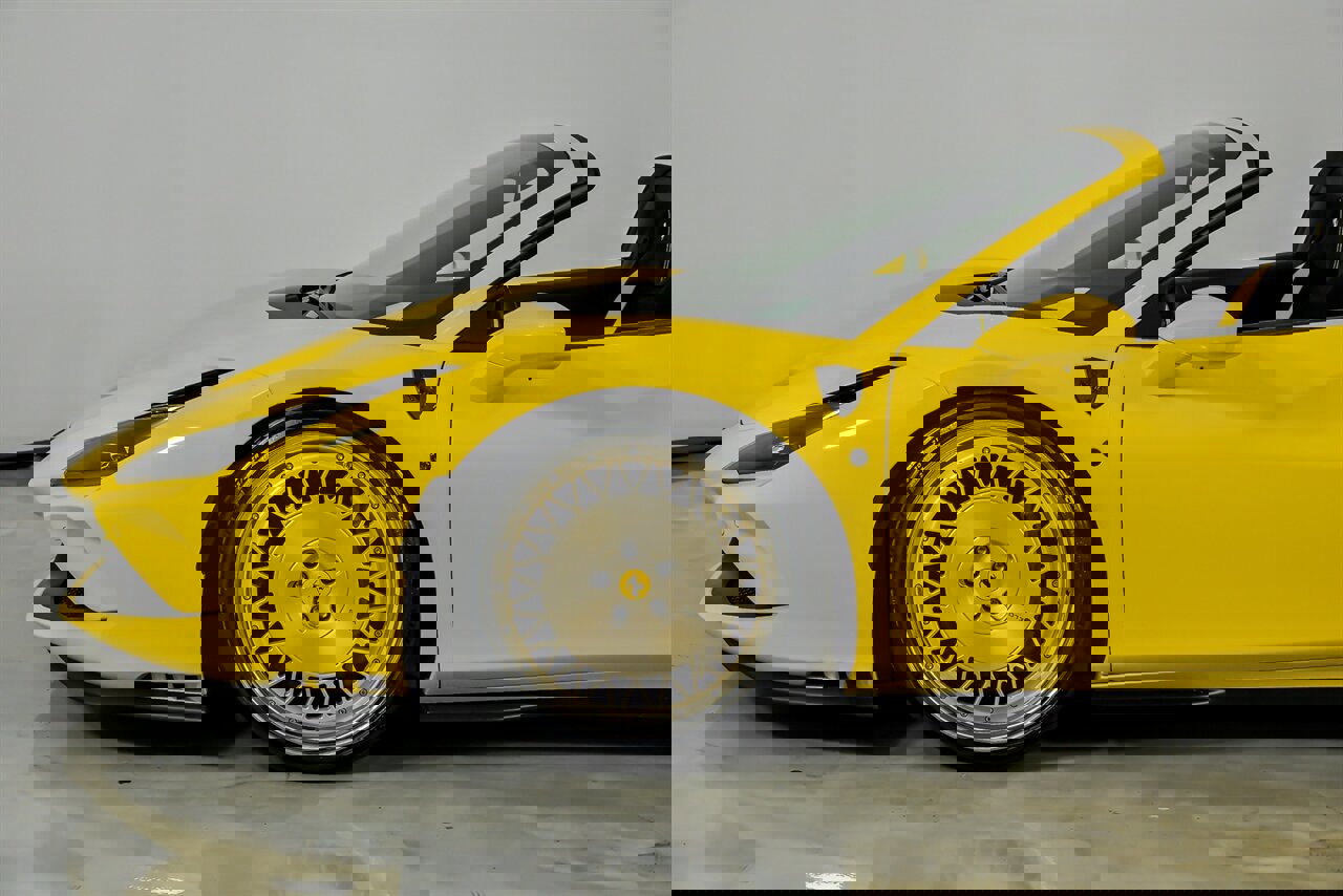 Used 2021 Ferrari F8 Tributo image 7