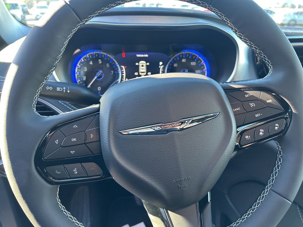 New 2026 Chrysler Pacifica Limited w/ S Appearance Package image 22