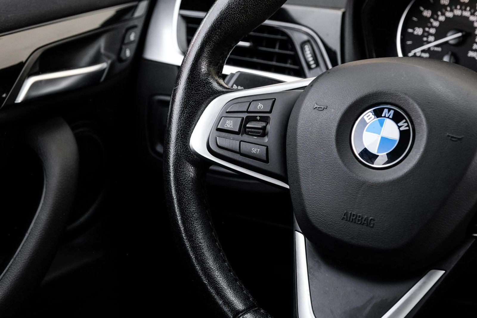 Used 2018 BMW X1 xDrive28i AWD/4WD image 18