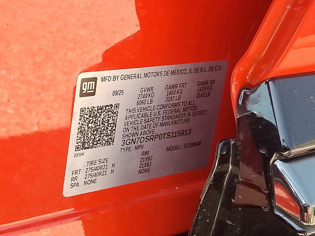 Used 2026 Chevrolet Equinox EV RS FWD image 28