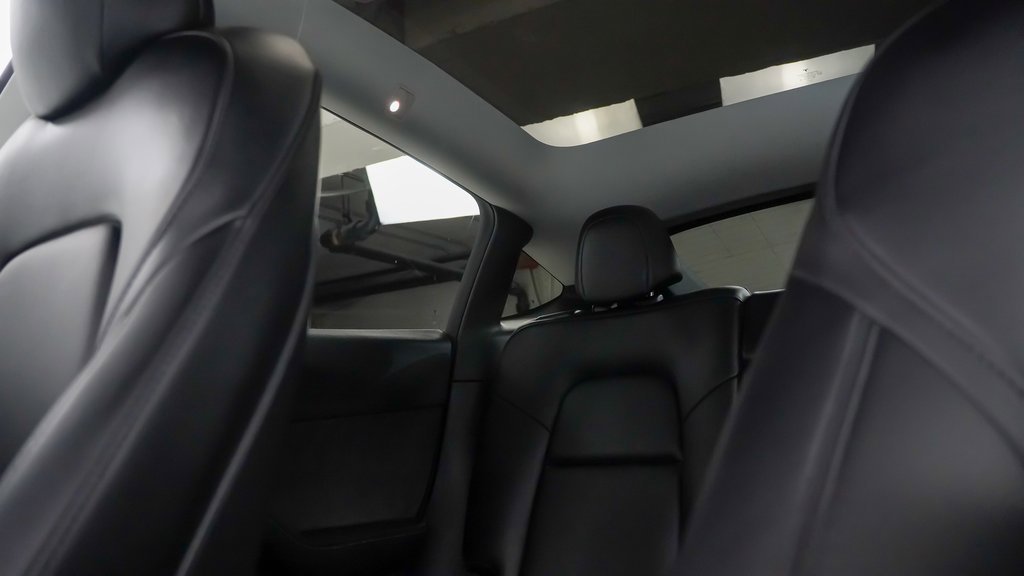 Used 2022 Tesla Model Y Performance image 32