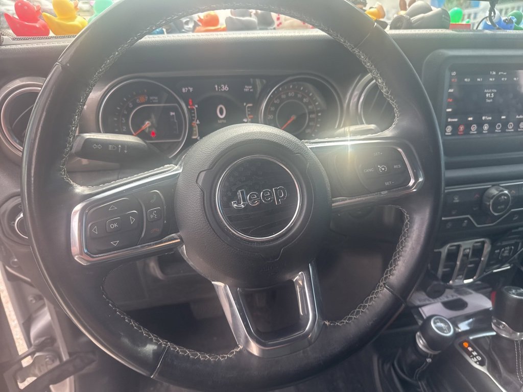 Used 2018 Jeep Wrangler Unlimited Sahara image 25