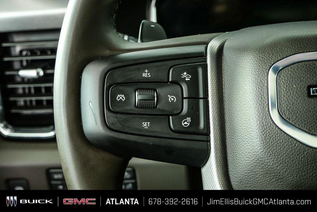 Used 2025 GMC Sierra 1500 Denali w/ Technology Package AWD/4WD image 11