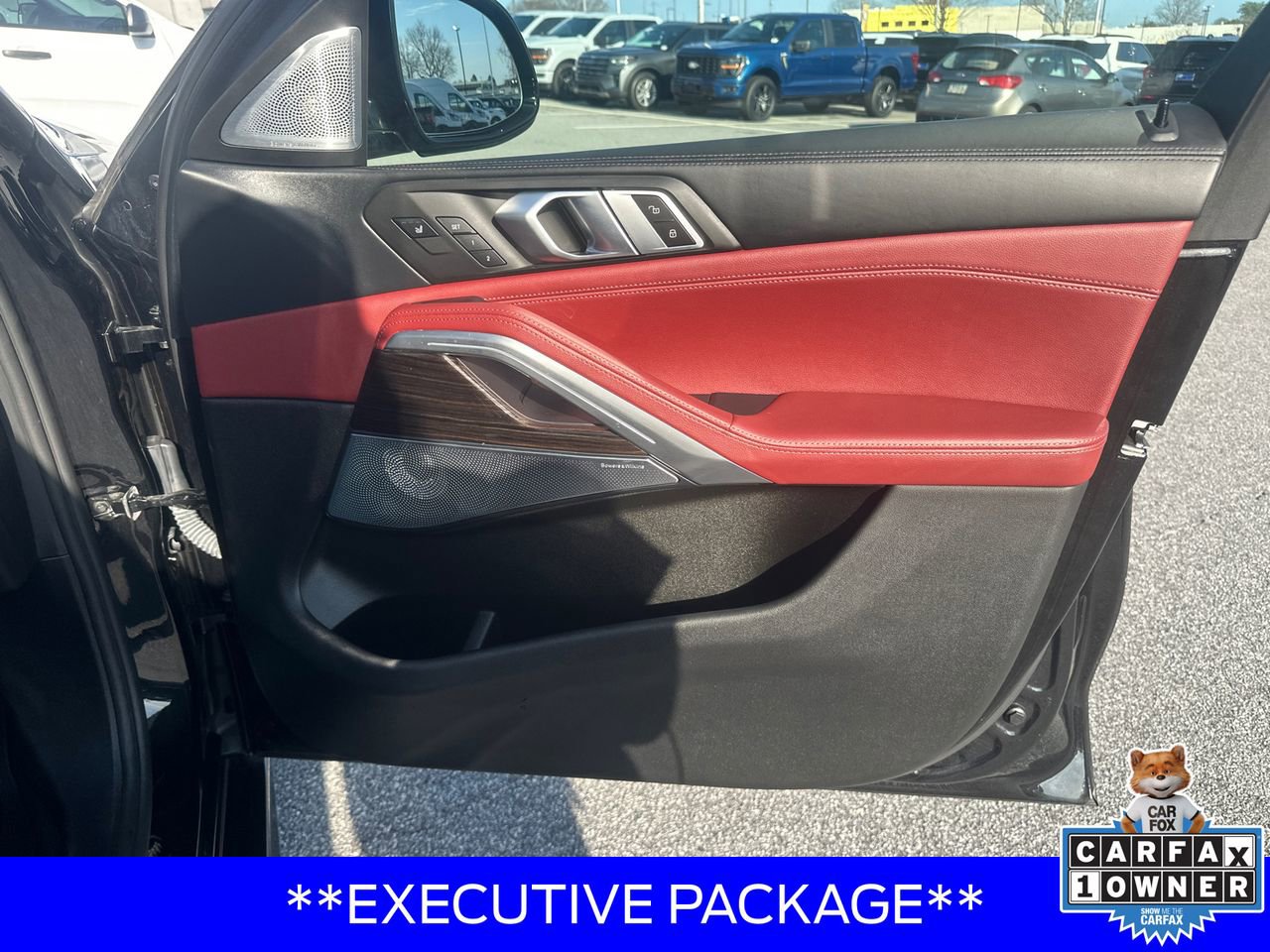 Used 2021 BMW X6 M50i w/ Executive Package image 14