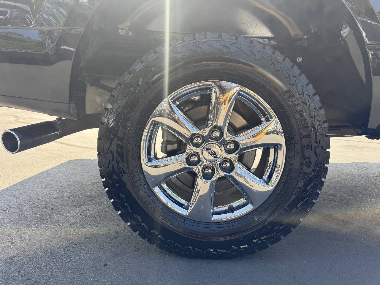 Used 2018 Ford F150 XLT w/ Equipment Group 301A Mid AWD/4WD image 21