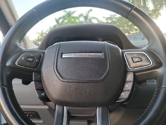 Used 2018 Land Rover Range Rover Evoque SE AWD/4WD image 20