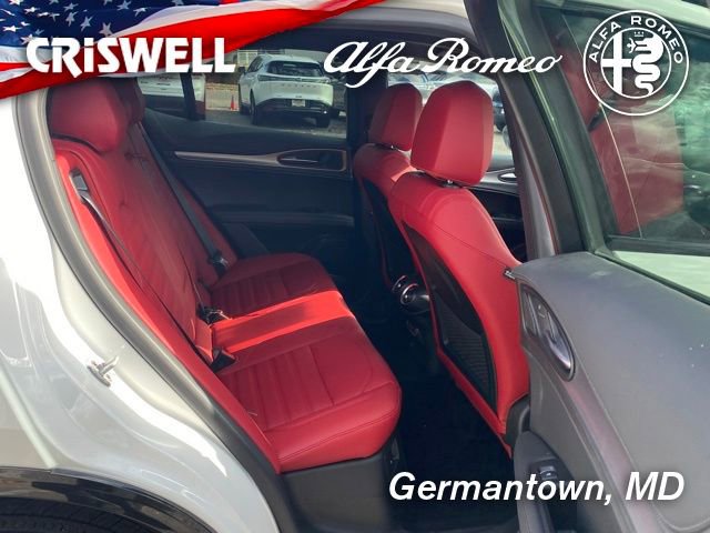 New 2025 Alfa Romeo Stelvio Sprint image 41