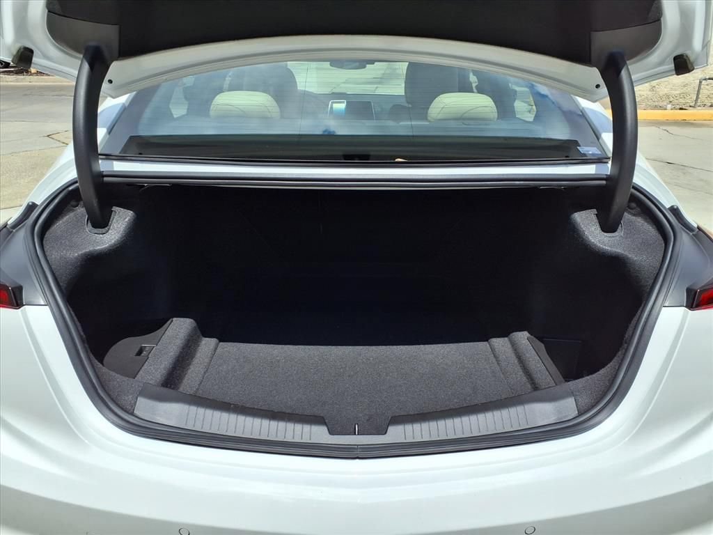 Used 2023 Cadillac CT5 Luxury RWD image 16