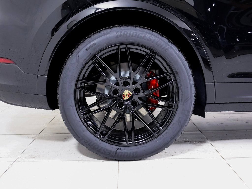 New 2026 Porsche Cayenne S AWD/4WD image 19