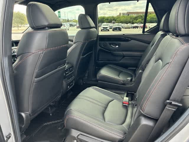 Certified 2025 Honda Pilot TrailSport image 21