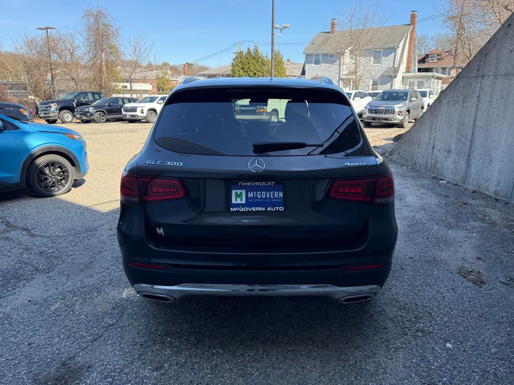 Used 2022 Mercedes-Benz GLC 300 4MATIC image 5