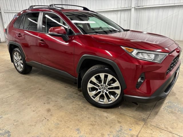 Certified 2021 Toyota RAV4 XLE Premium FWD image 1