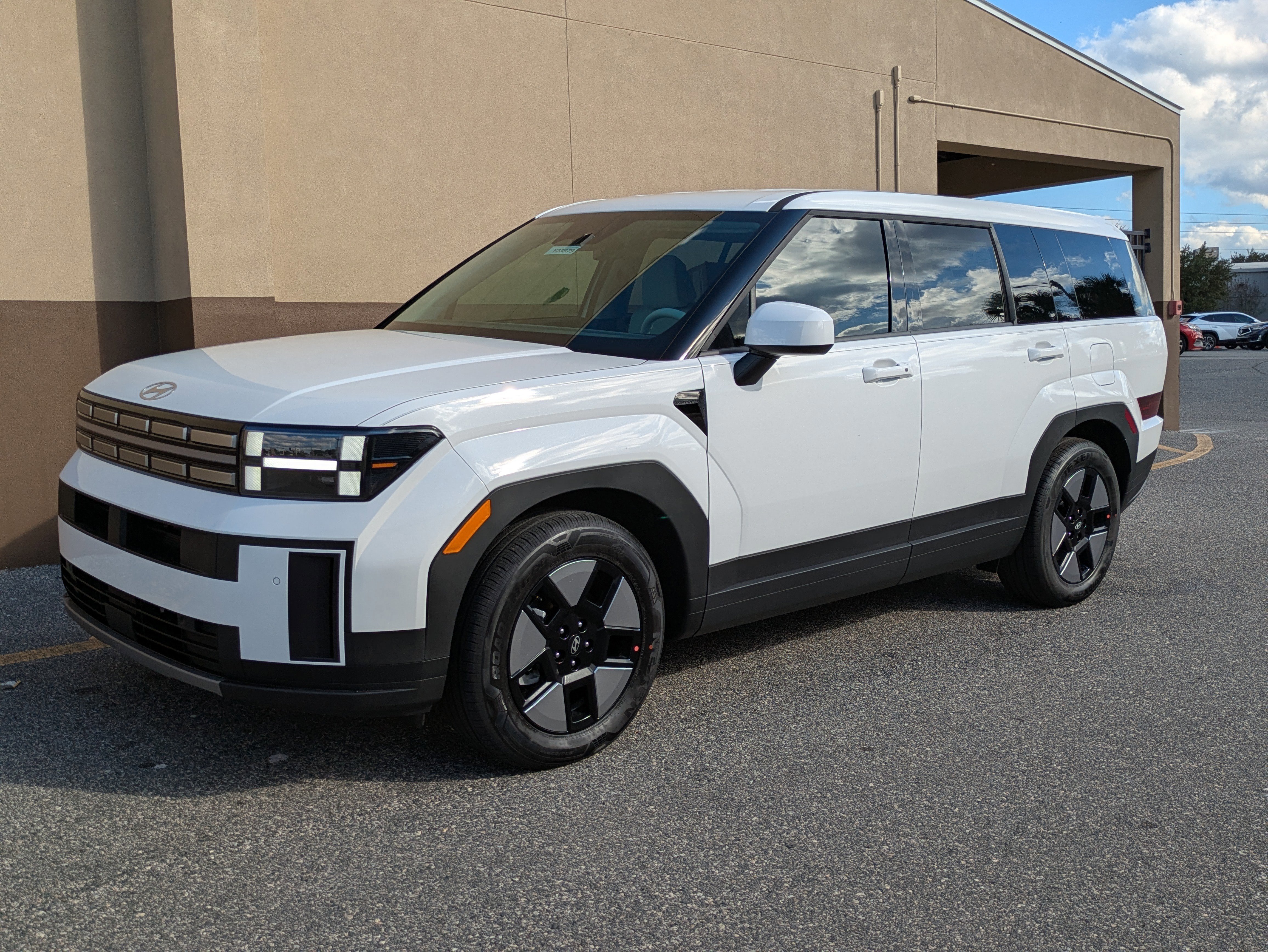 New 2026 Hyundai Santa Fe SE image 10